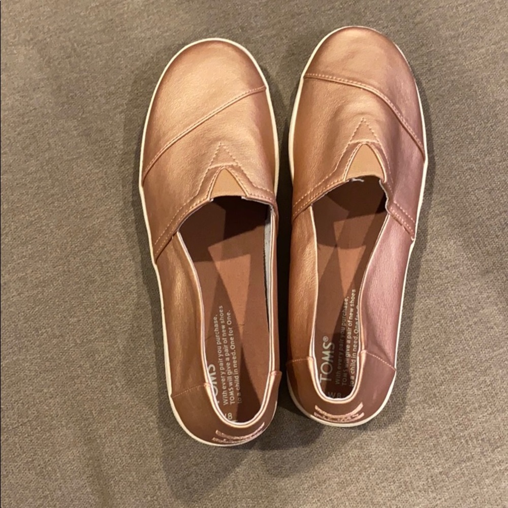 Tom’s Rose Gold Slip Ons Women’s Size 8